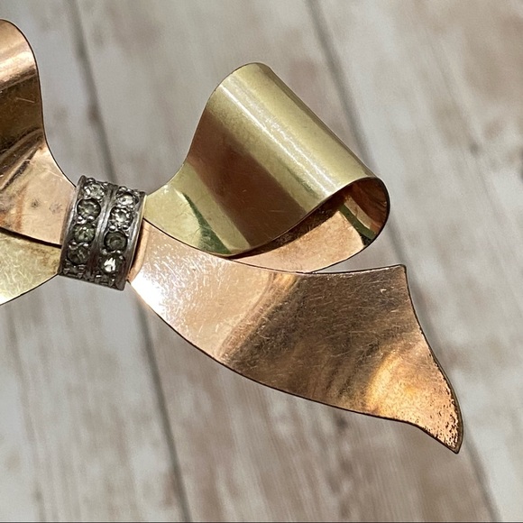 Vintage TAYLORD 12K Gold Filled 2-tone Bow Ribbon Brooch - Picture 11 of 12